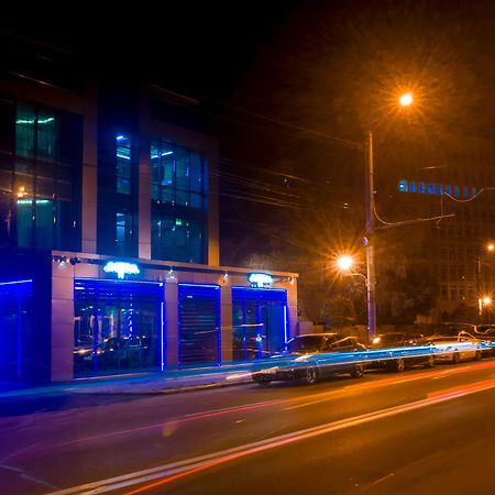 Hotel Aqua Târgu Jiu エクステリア 写真